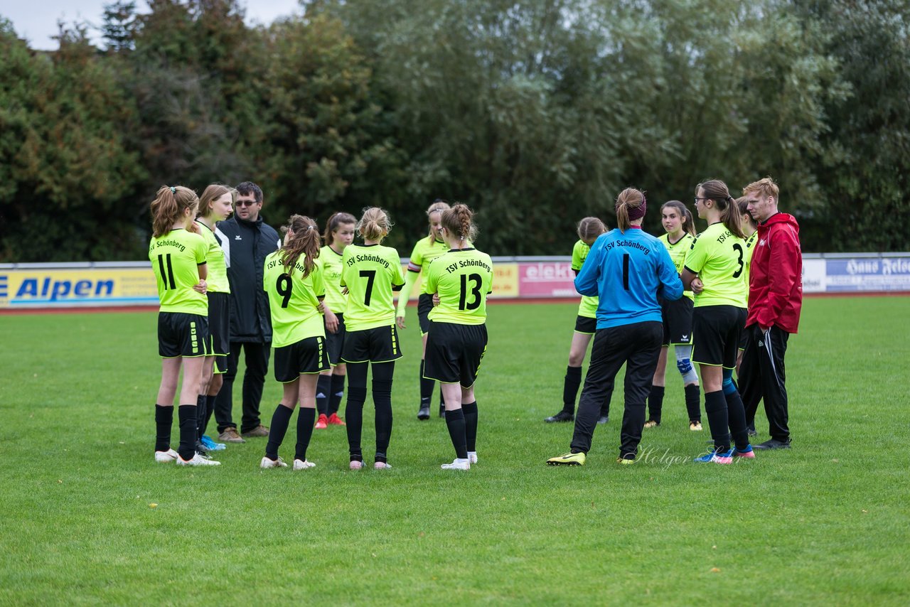 Bild 377 - B-Juniorinnen TSV Schoenberg - Holstein Kiel : Ergebnis: 0:23